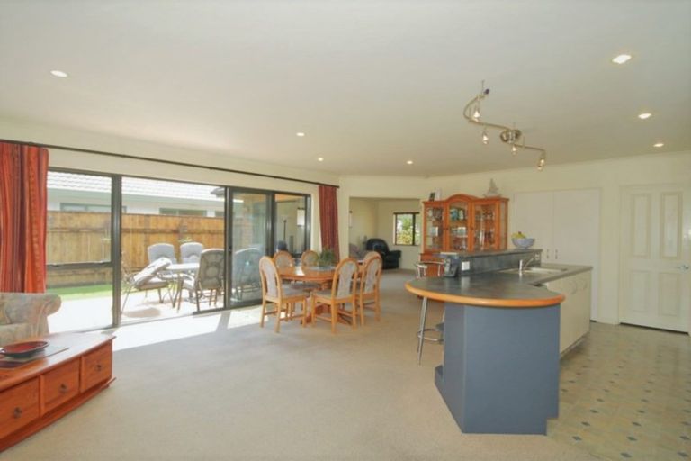 Photo of property in 11 Homewood Avenue, Levin, 5510