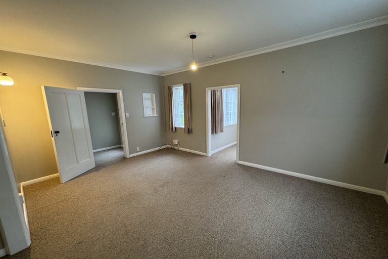 Photo of property in 40 Sunshine Avenue, Karori, Wellington, 6012