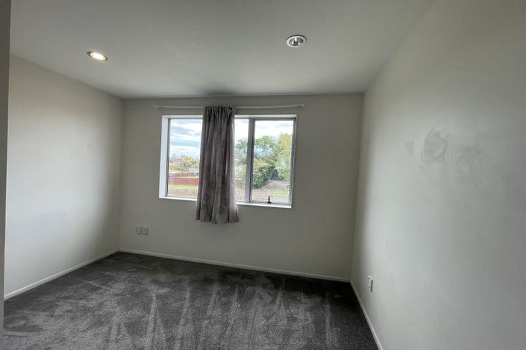 Photo of property in 1 Nan Place, Pakuranga Heights, Auckland, 2010
