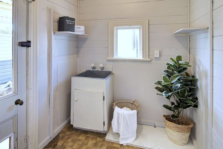 Photo of property in 72 Lincoln Road, Masterton, 5810