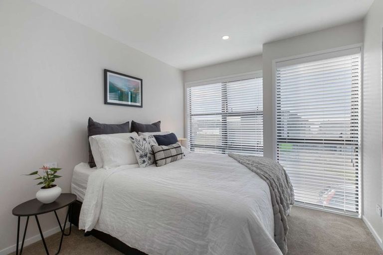 Photo of property in 27 Treloar Crescent, Hobsonville, Auckland, 0616