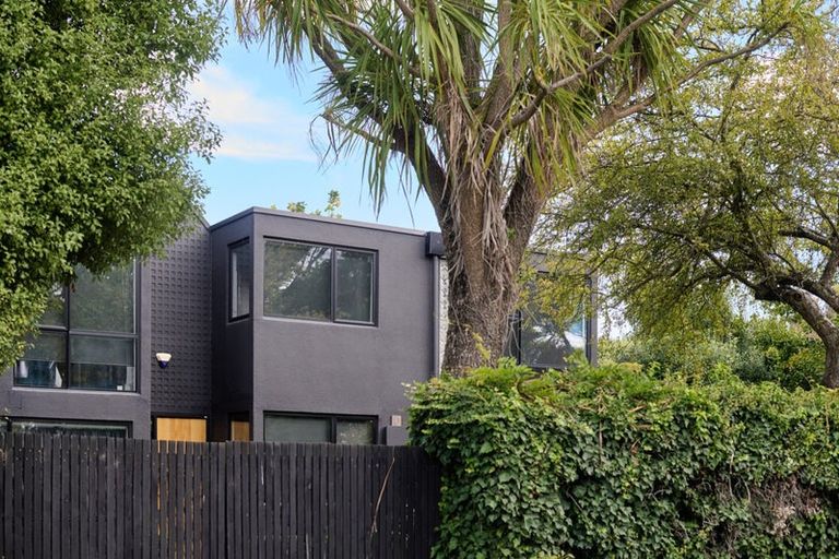 Photo of property in 28 Hassals Lane, Waltham, Christchurch, 8023