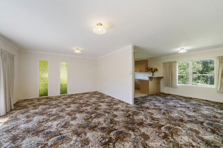 Photo of property in 107 Muir Avenue, Mangere Bridge, Auckland, 2022