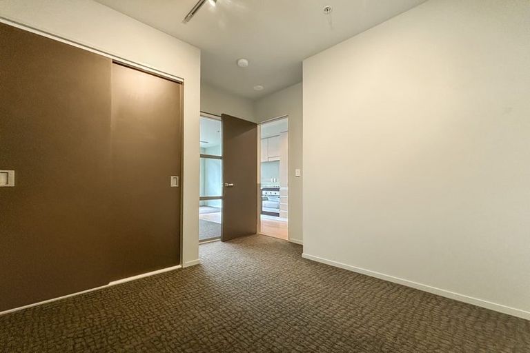 Photo of property in Revolucion Apartments, 211e/28 Torrens Terrace, Mount Cook, Wellington, 6011