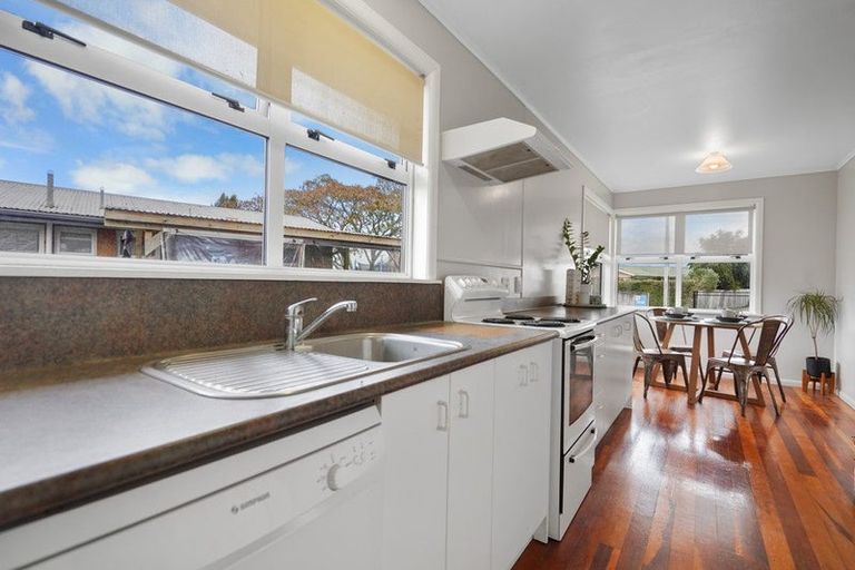 Photo of property in 25 Prisk Street, Melville, Hamilton, 3206