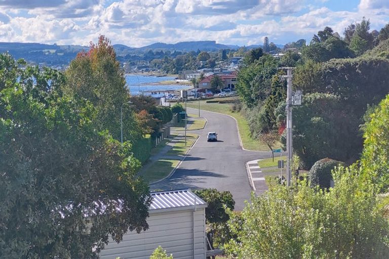 Photo of property in 35 Tremaine Avenue, Two Mile Bay, Taupo, 3330
