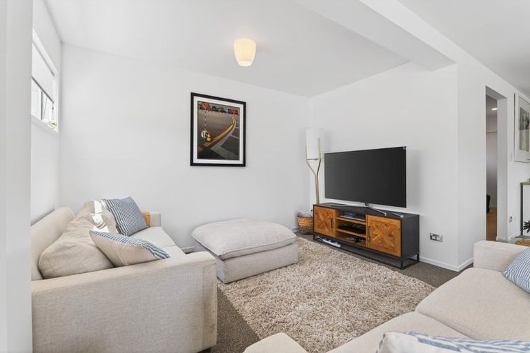Photo of property in 185b Centreway Road, Orewa, 0931