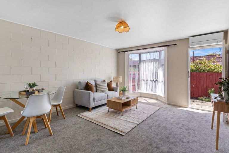 Photo of property in 4/5 Coles Place, St Albans, Christchurch, 8014