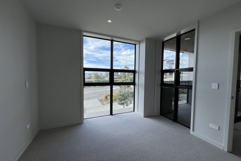 Photo of property in 102/84a Te Oneroa Way, Long Bay, Auckland, 0630