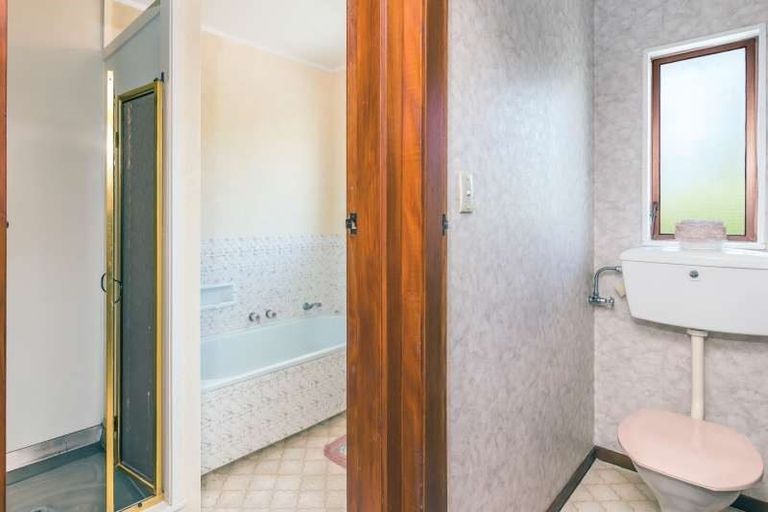 Photo of property in 15 Hilden Place, Hilltop, Taupo, 3330