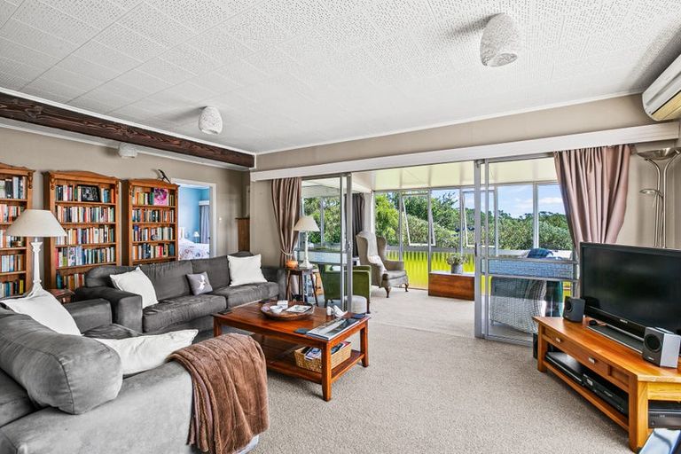 Photo of property in 47 Davies Road, Hurdon, New Plymouth, 4310