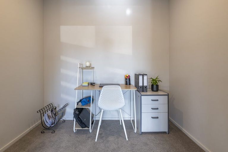 Photo of property in 5 Wisteria Lane, Rangiora, 7400