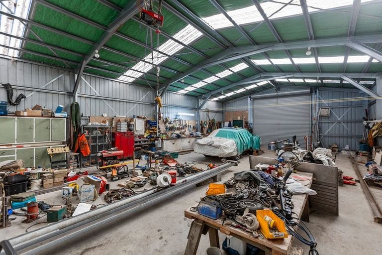 Photo of property in 218 Henwood Road, Paraite, New Plymouth, 4372