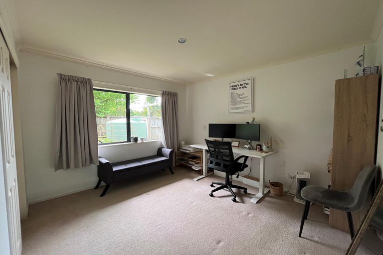 Photo of property in 11 Oakridge Drive, Kerikeri, 0230