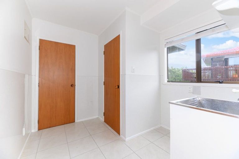 Photo of property in 9 White Heron Drive, Massey, Auckland, 0614