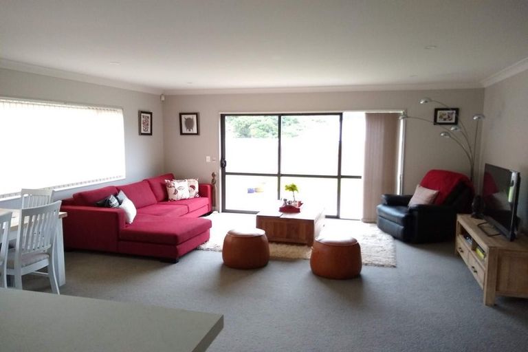 Photo of property in 12 Moonsail Drive, Whitby, Porirua, 5024