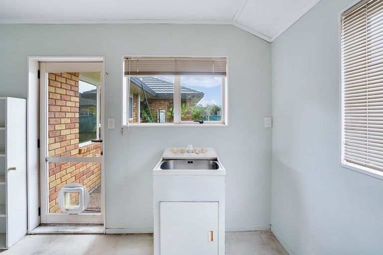 Photo of property in 41 Dalgliesh Avenue, Forest Lake, Hamilton, 3200