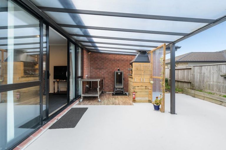 Photo of property in 36 Komata Crescent, Papamoa Beach, Papamoa, 3118