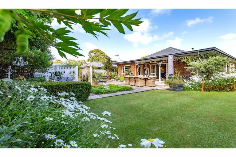 Photo of property in 11 Canon Stack Place, Kaiapoi, 7630