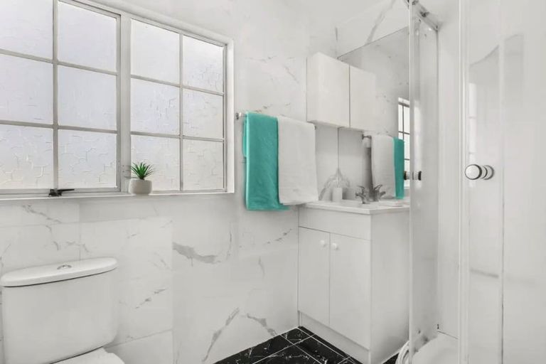 Photo of property in 3/63 Kenderdine Road, Papatoetoe, Auckland, 2025