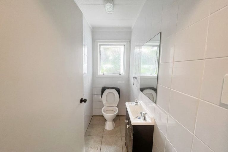 Photo of property in 94 Glenvar Road, Torbay, Auckland, 0630