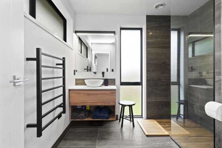 Photo of property in 13 Ruru Street, Cambridge, 3434