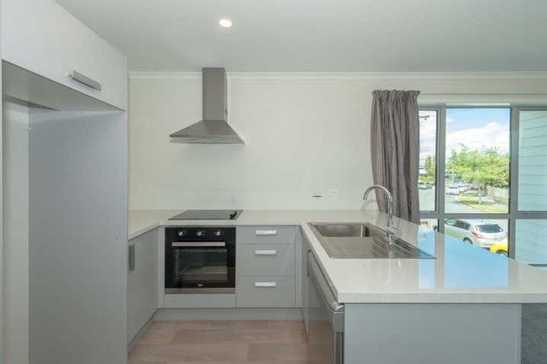 Photo of property in 25u1 Jones Crescent, Melville, Hamilton, 3206