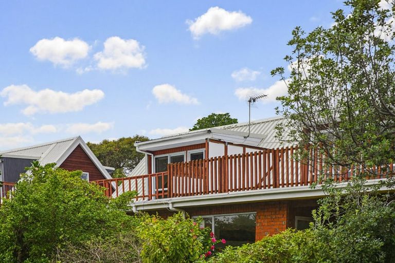 Photo of property in 7b Howell Road, Paraparaumu Beach, Paraparaumu, 5032