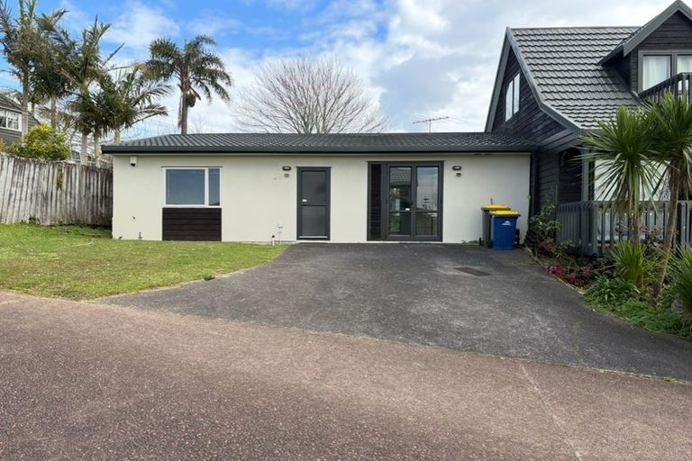 Photo of property in 34a Bronzewing Terrace, Unsworth Heights, Auckland, 0632
