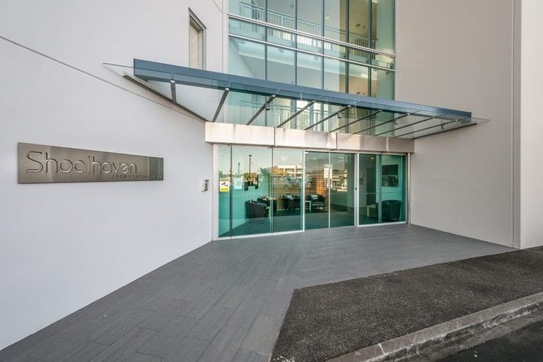 Photo of property in Shoal Haven Apartments, 106c/130 Anzac Street, Takapuna, Auckland, 0622