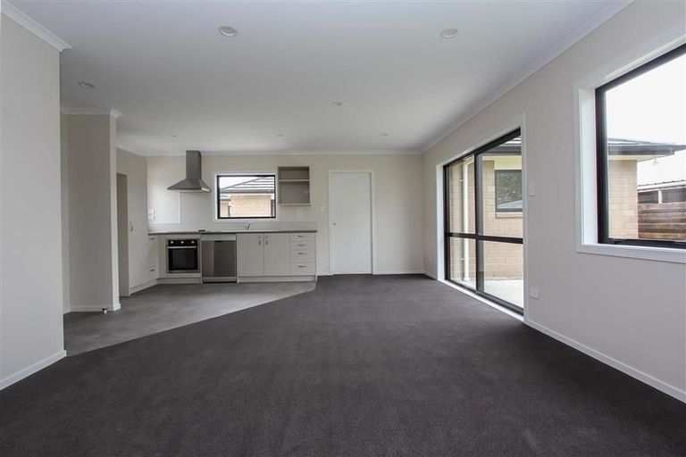 Photo of property in 9u3 Heath Street, Saint Andrews, Hamilton, 3200