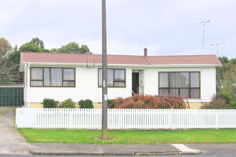 Photo of property in 1/56 Rogers Road, Manurewa, Auckland, 2102