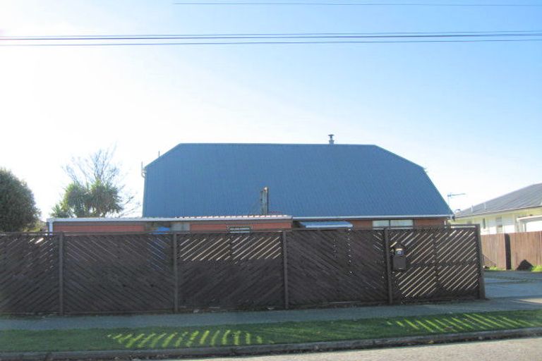 Photo of property in 1/28 Castile Place, Belfast, Christchurch, 8051