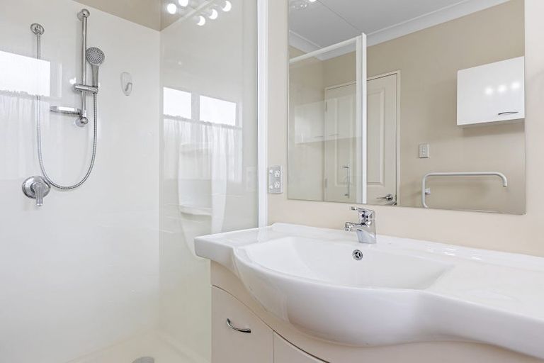 Photo of property in 54 Huntingdon Drive, Rangiora, 7400