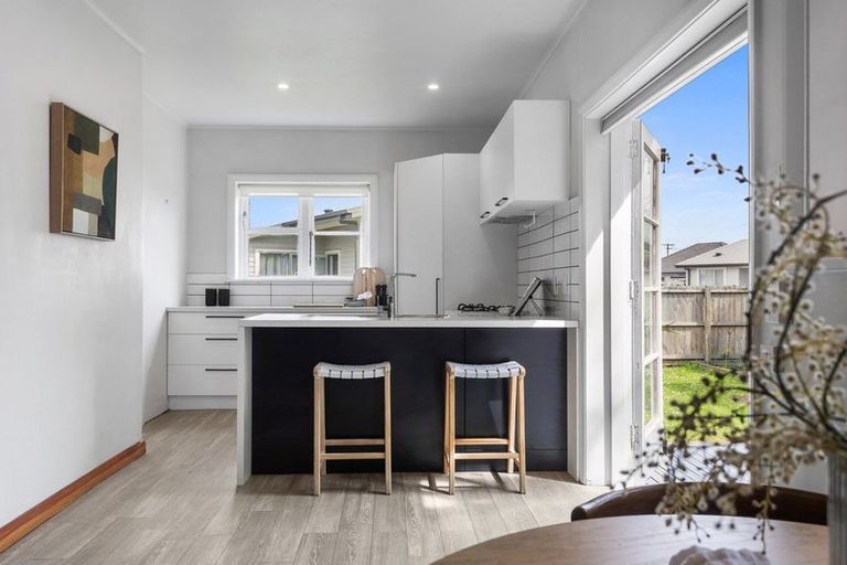 Photo of property in 19 Bounty Street, Bryndwr, Christchurch, 8053