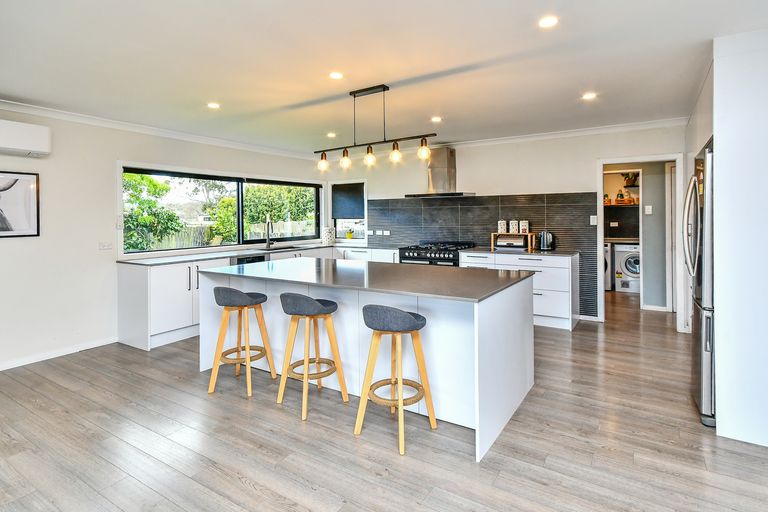 Photo of property in 516a Great South Road, Rosehill, Papakura, 2113