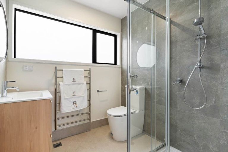 Photo of property in 44e Westgate Drive, Westgate, Auckland, 0614