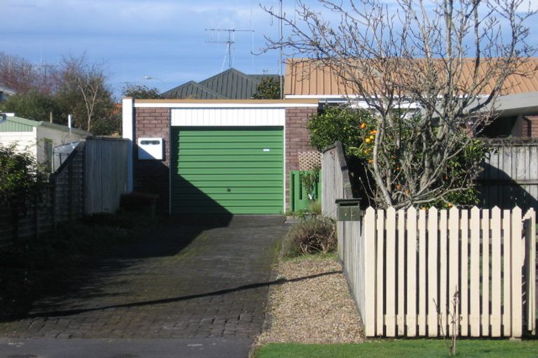 Photo of property in 2a Naylor Street, Hamilton East, Hamilton, 3216