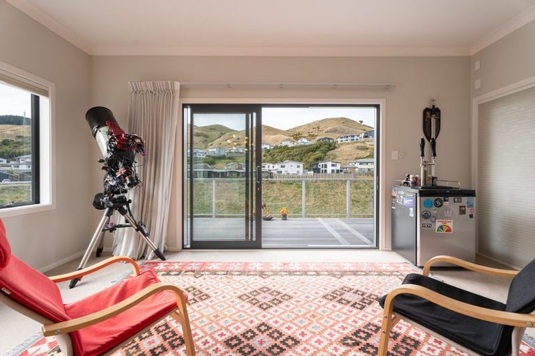 Photo of property in 16 Rochdale Drive, Churton Park, Wellington, 6037