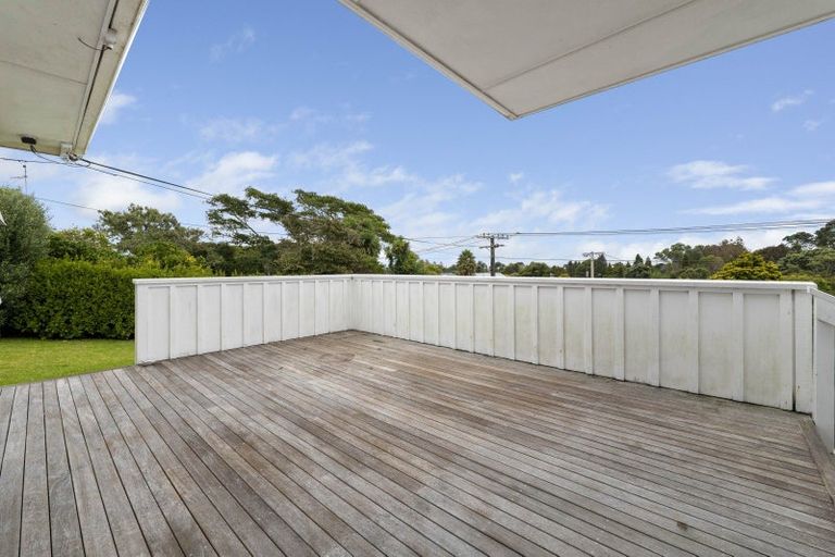 Photo of property in 54 Waiwaka Terrace, Strandon, New Plymouth, 4312