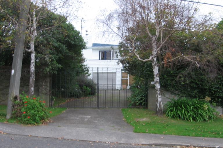 Photo of property in 8 Kaka Street, Waikanae, 5036