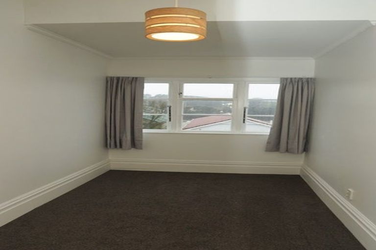 Photo of property in 64 Wright Street, Mount Cook, Wellington, 6021
