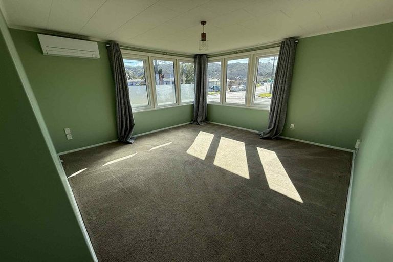 Photo of property in 113 Mcleod Street, Elderslea, Upper Hutt, 5018