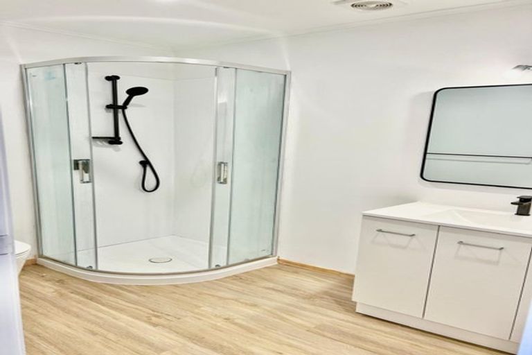 Photo of property in 20 Alexandra Road, Roseneath, Wellington, 6021