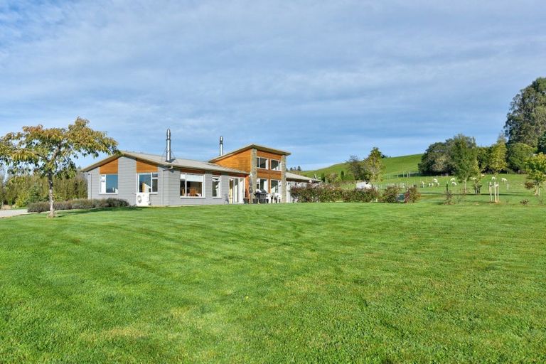 Photo of property in 62 Bowmar Road, Waimumu, Gore, 9774