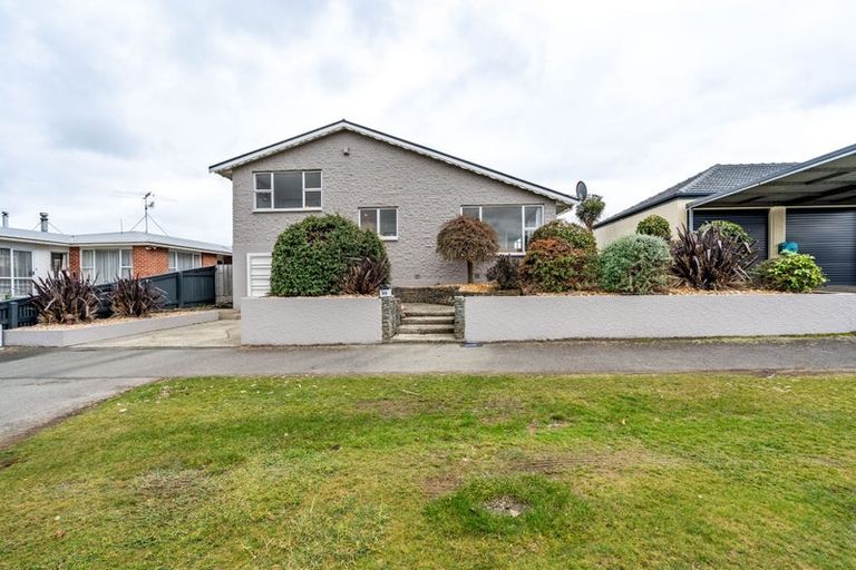 Photo of property in 98 Salford Street, Windsor, Invercargill, 9810