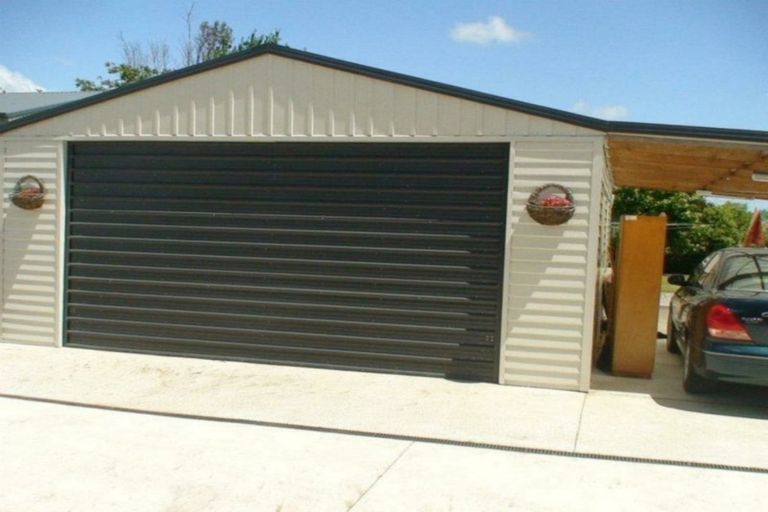 Photo of property in 176 Romilly Street, Westport, 7825