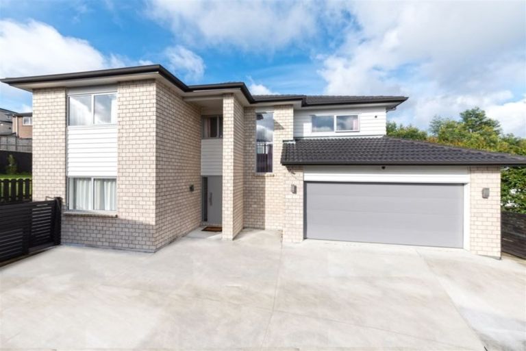 Photo of property in 23 Vino Cina Heights, Ranui, Auckland, 0612