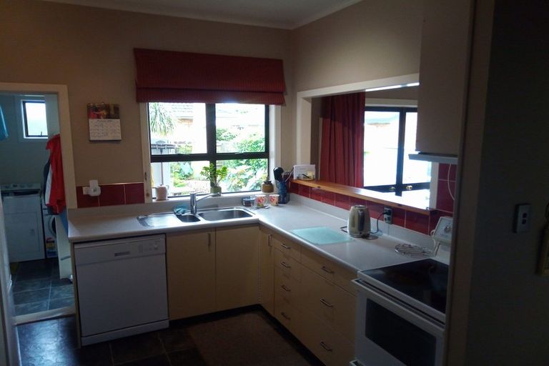 Photo of property in 77 Harris Street, Pukekohe, 2120
