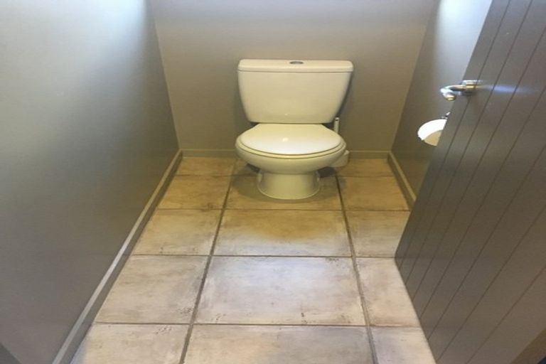 Photo of property in 18b Glenfinnon Place, Wanaka, 9305